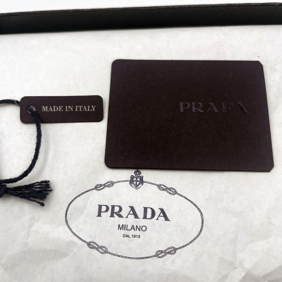 【未使用級】　PRADA　プラダ　シュシュ　ラインストーン　三角ロゴ　ヘアアクセ