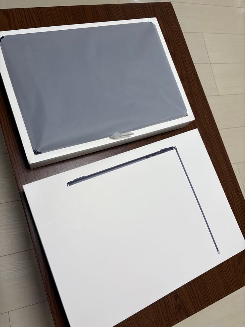 中古美品　MacBook Air M3 15inch 16GB 512GB