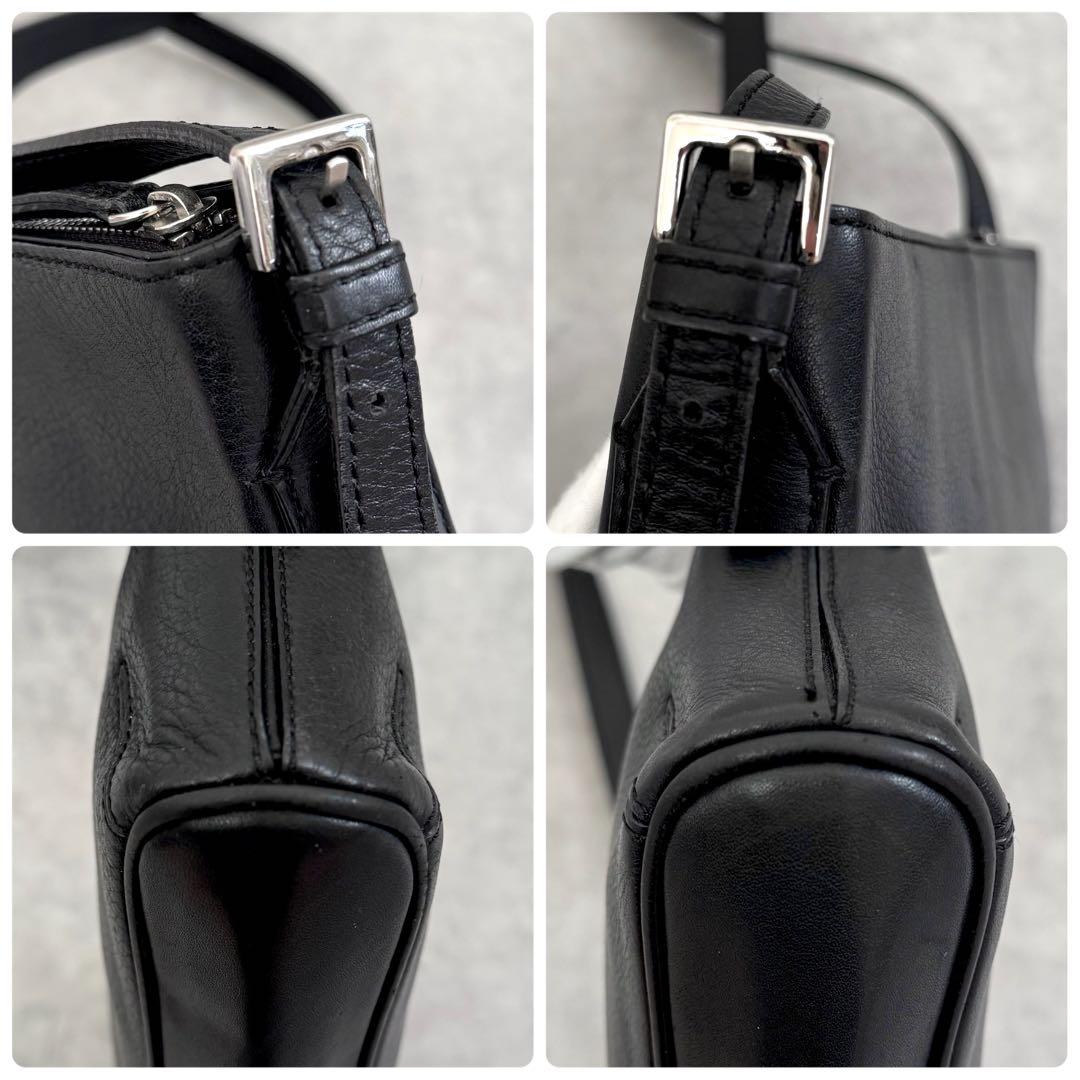 みっく Burberry leather shoulder bag