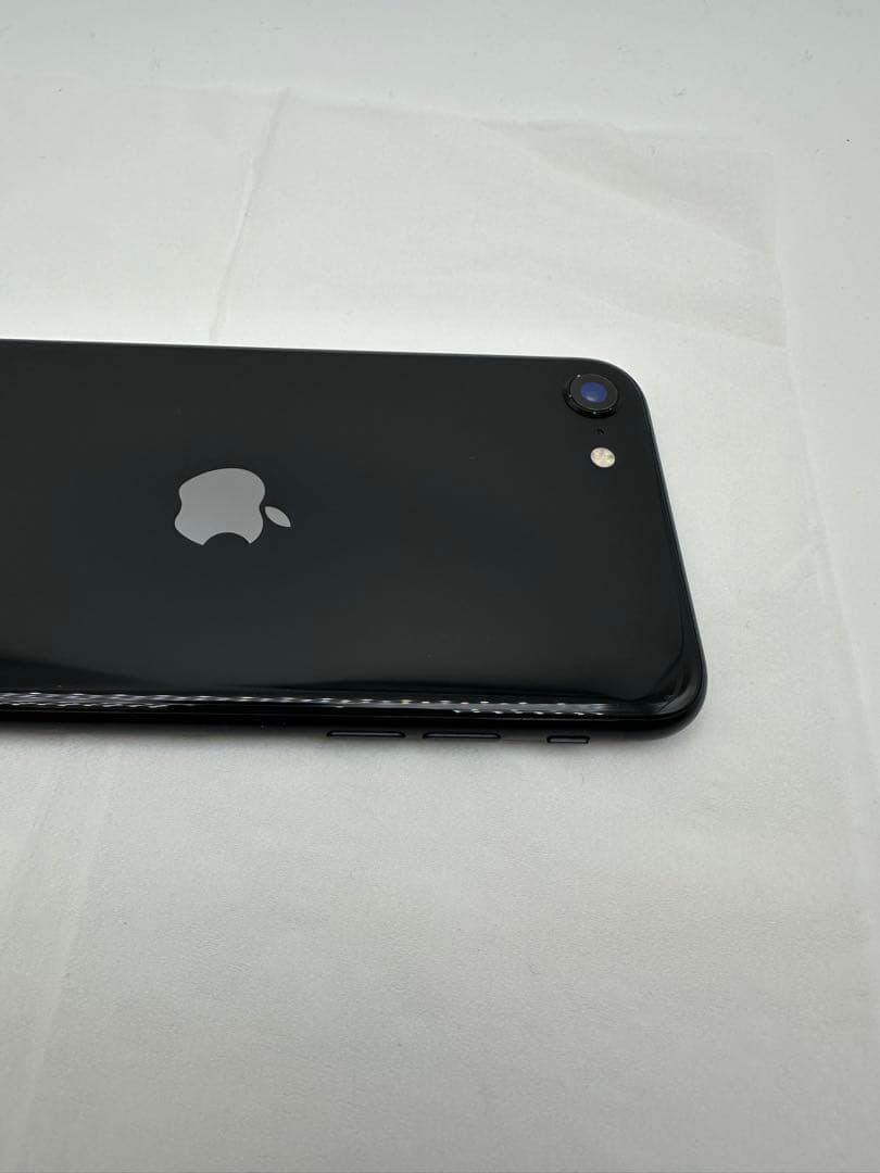 ニ*ム様 iPhone SE (第2世代) ブラック 64GB SIMフリー ジ