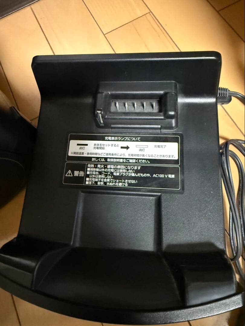 パナソニック「プチサイクロン MC-BR30G」充電式掃除機2014年製