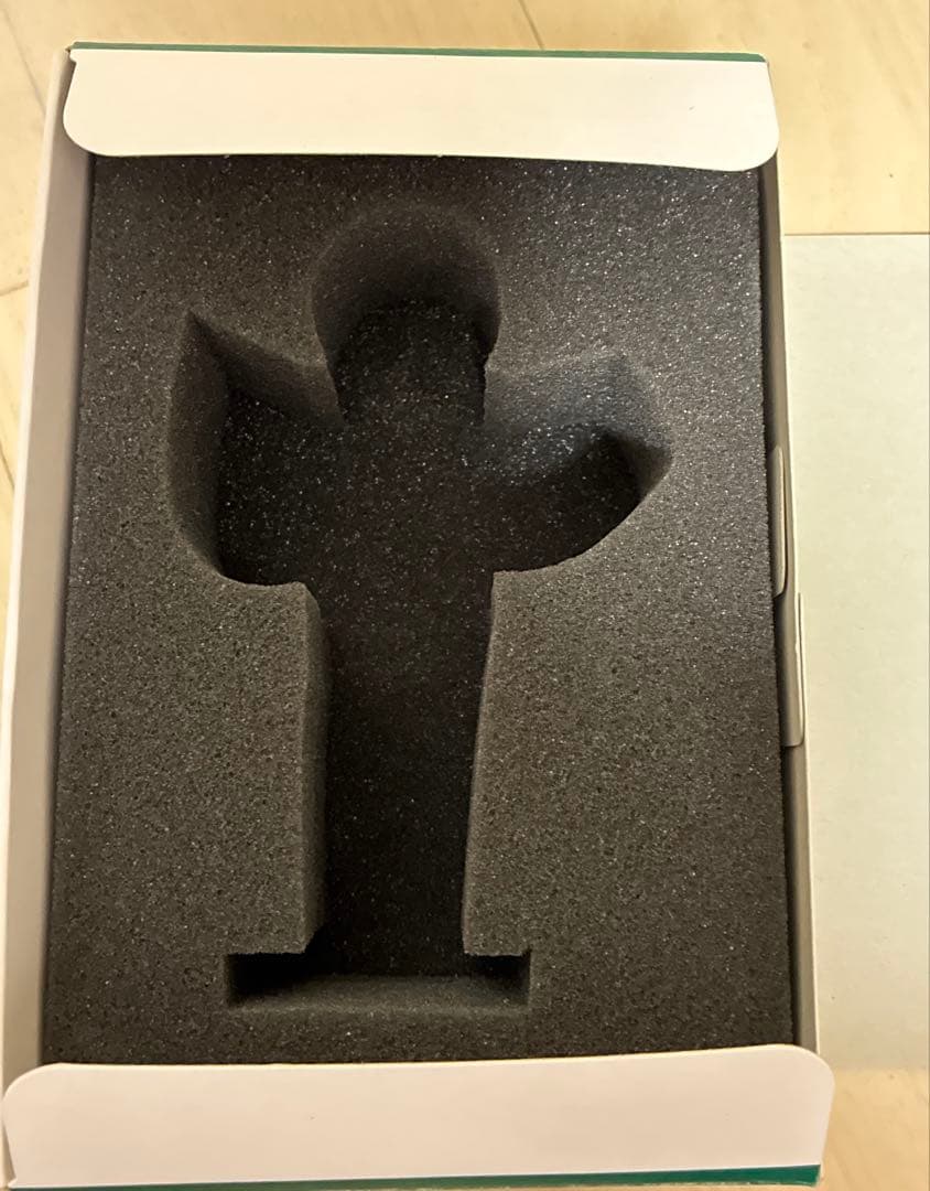 海洋堂 岡本太郎像 ポリストーン塗装済み 完成品 フィギュア 中古 【訳あり】