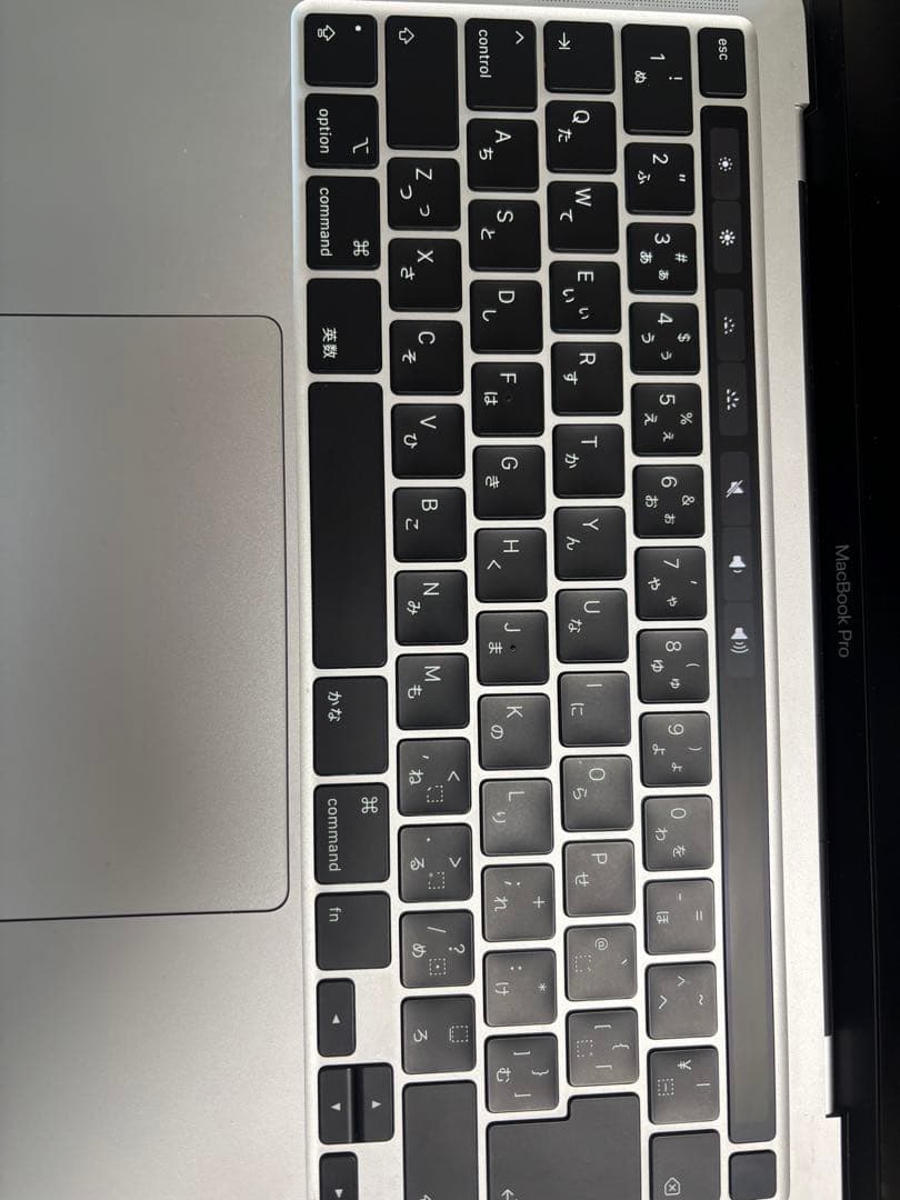 だじ出品 MacBook Pro (13-inch, 2020モデル)