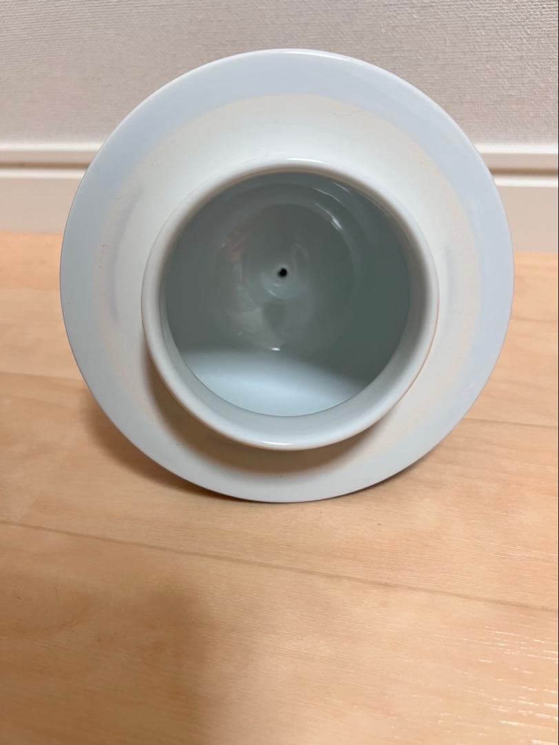 深川製磁　染付金彩牡丹紋　沈香壺　飾壺蓋付　宮内庁御用達