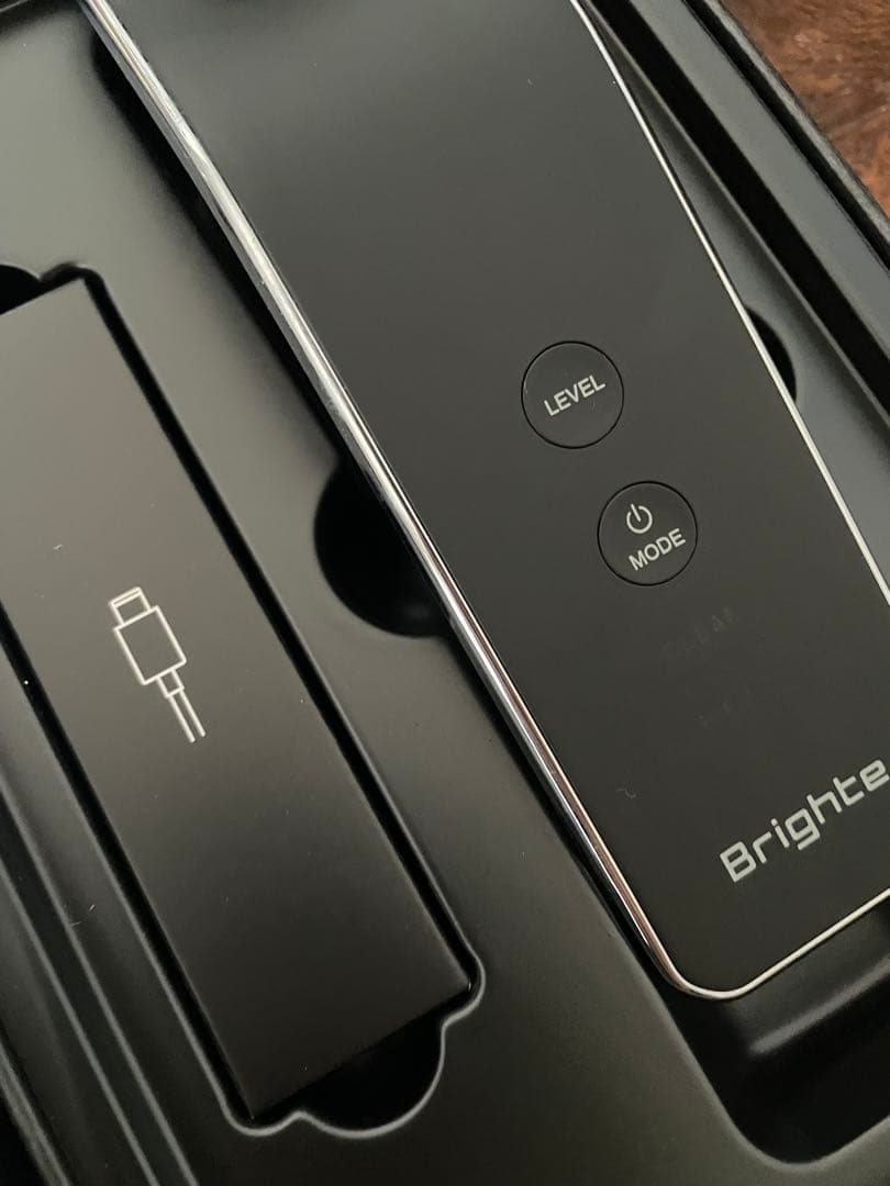 Brighte 美顔器　エレキリフト　ELEKI LIFT