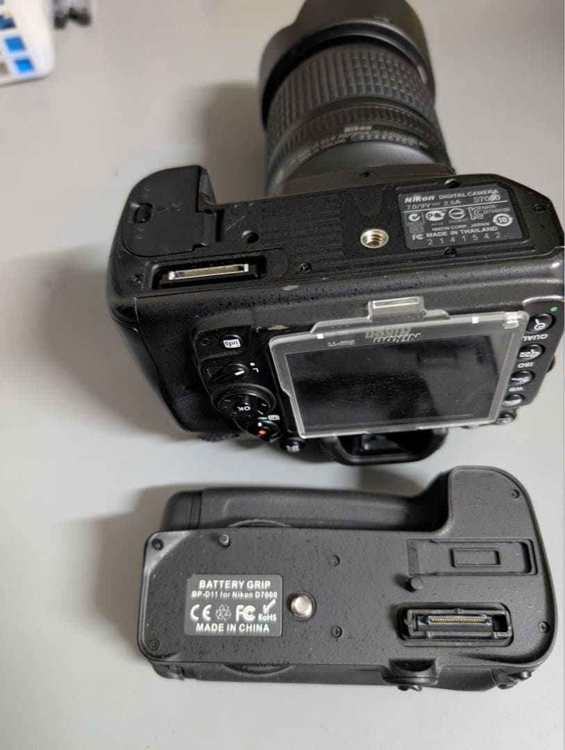 NikonD7000 +18-105mmレンズ + 純正グリップ価格交渉可能です