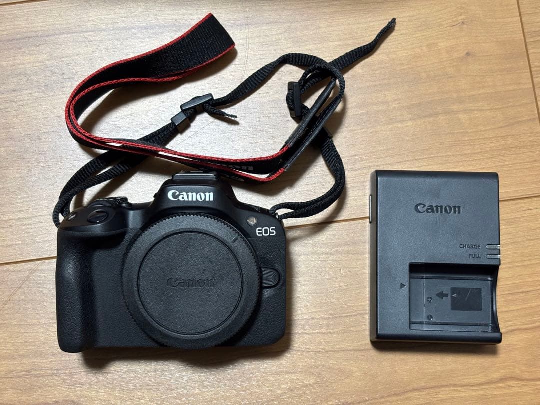 Canon EOS R50 バッテリー・充電器付き