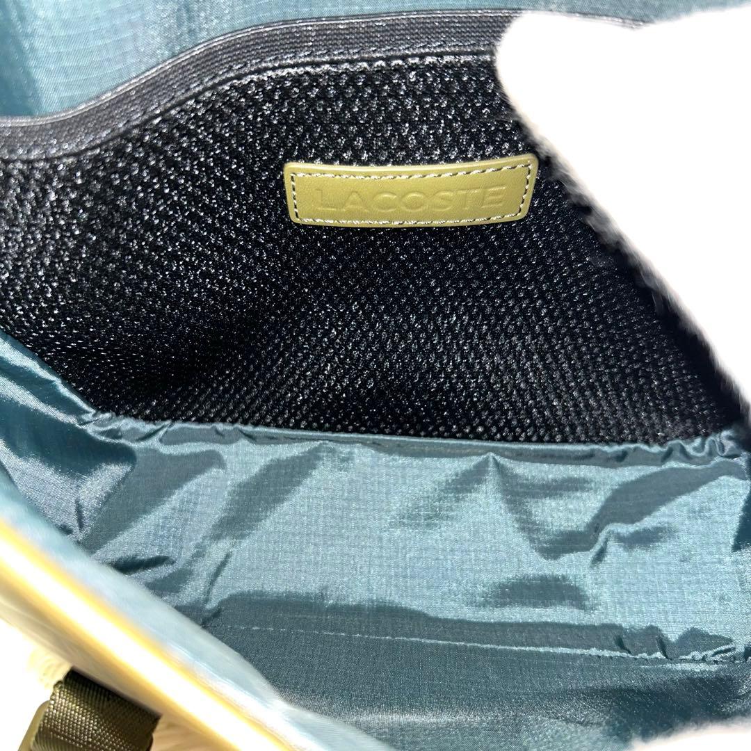 未使用品　LACOSTE ラコステ　メッセンジャーバッグ　カーキ　レザー　革
