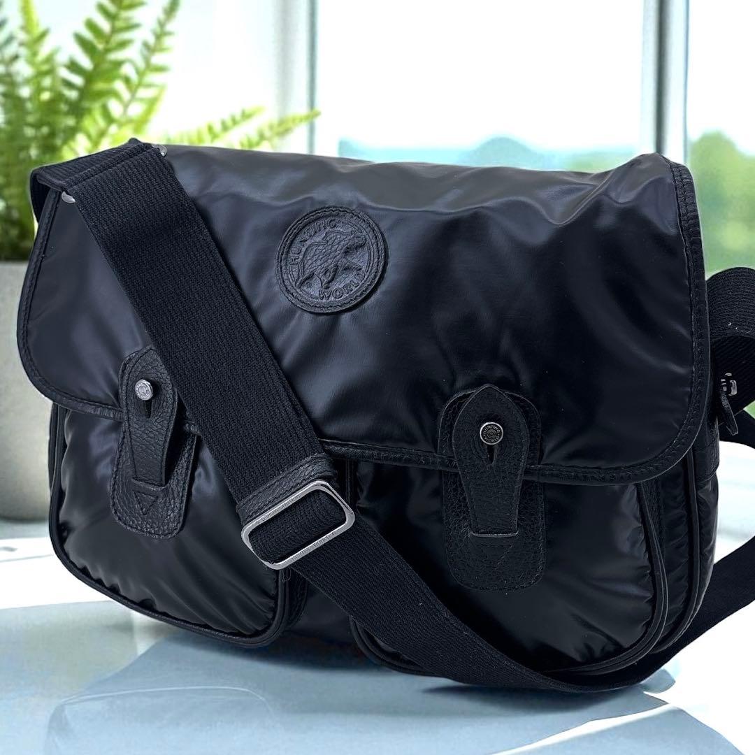 【希少サイズ】美品ハンティングワールド メッセンジャーバッグ ショルダーバッグ