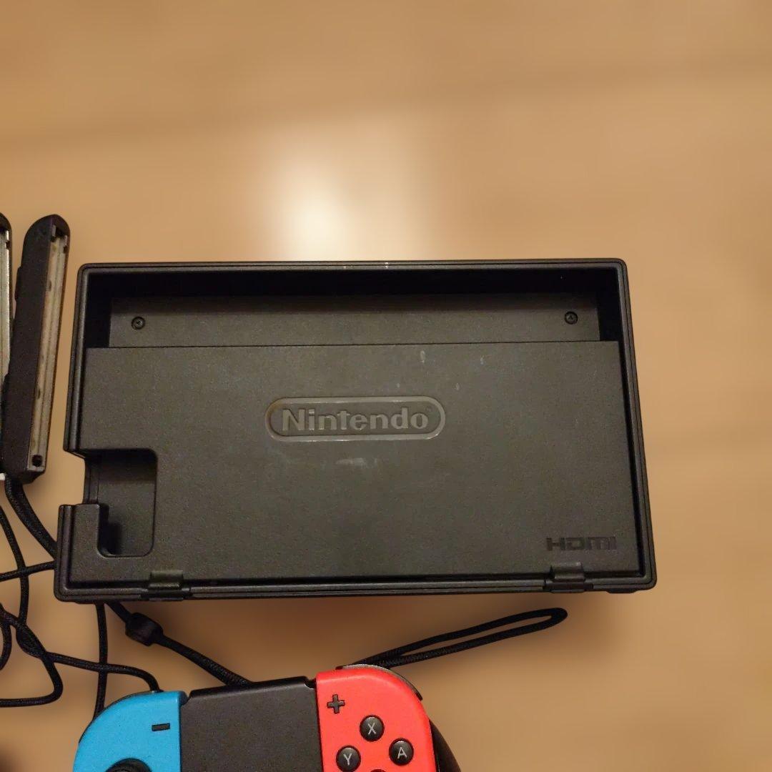 【すぐ遊べるセット】　ニンテンドースイッチ　本体　ジョイコン×4　保護フィルム付