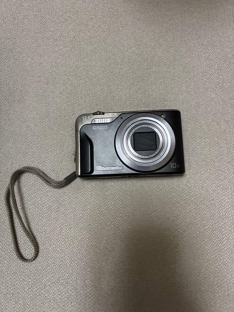 CASIO デジカメ