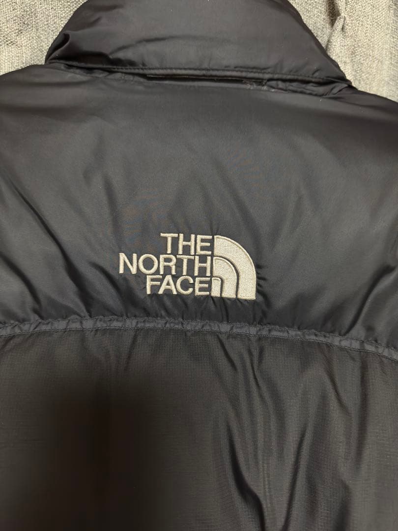 THE NORTH FACE センターロゴ US ヌプシダウン 700