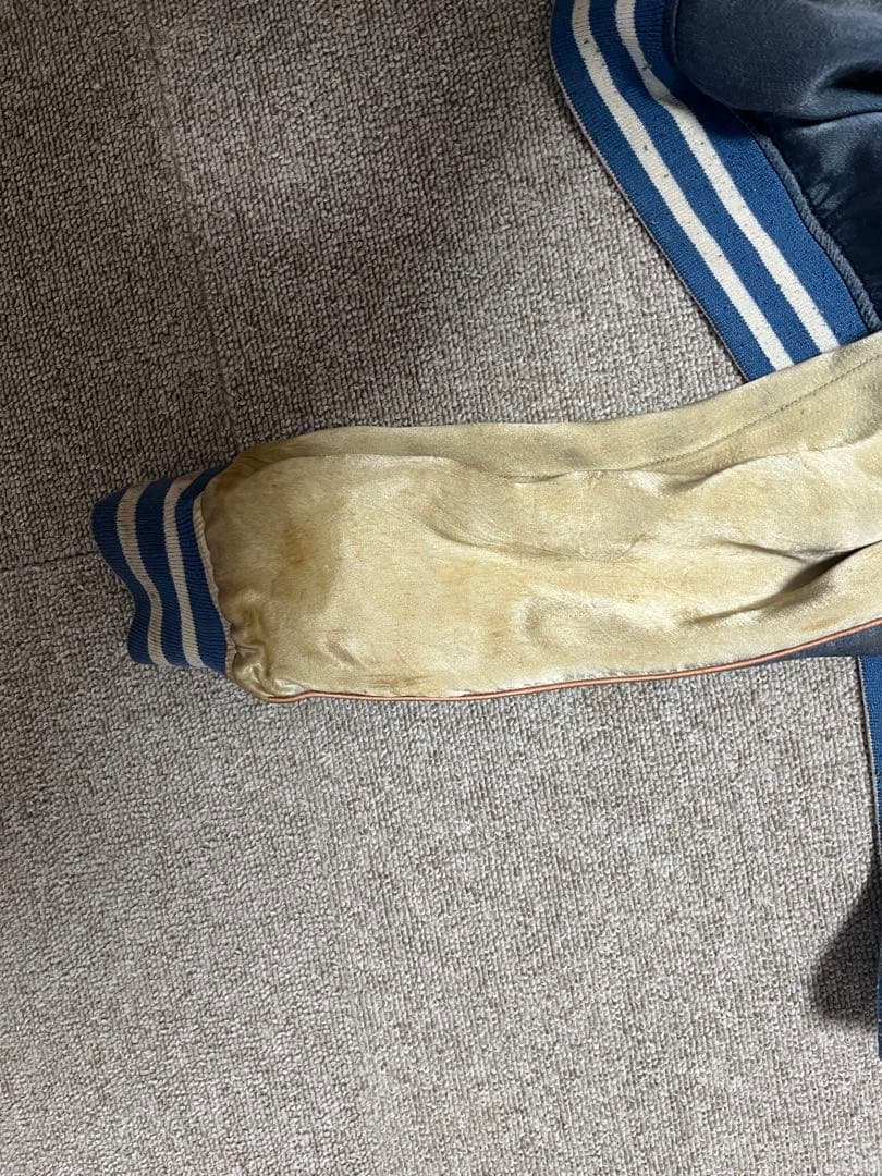 ふ*み様 AVIREX リバーシブルスカジャン　虎とドラゴン刺繍 XL