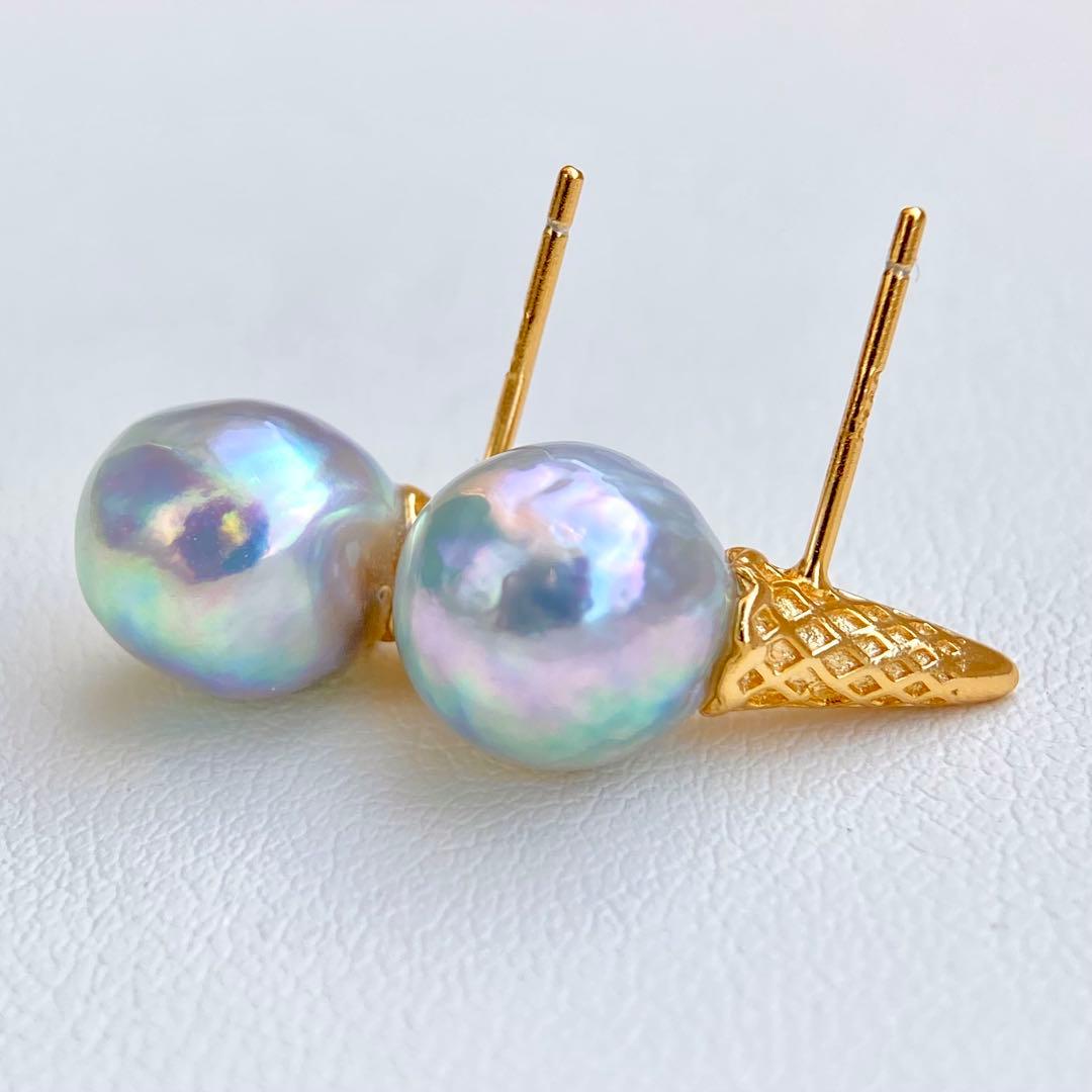 本真珠あこや真珠　青虹色9.5×9㍉s925アイスピアスBL926