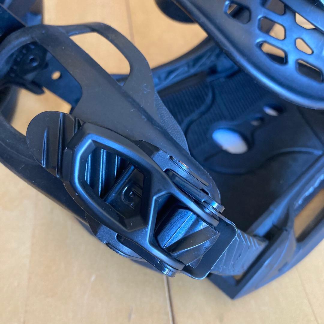 Burton Malavita est Mサイズ（Genesisストラップ）