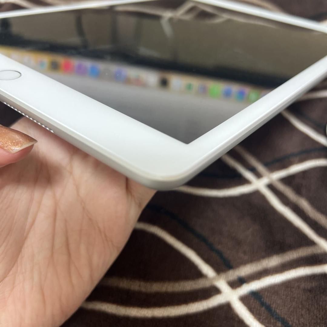 ［美品］Apple iPad 第7世代/32GB/Wi-Fi/電池健康99%