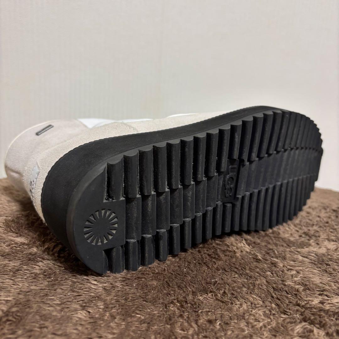 ＊*読様 UGG W RIDGE MINI ブーツ　厚底　防水　DRY TECK