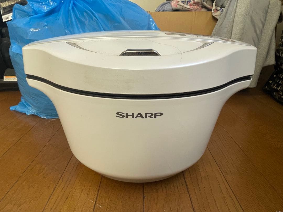 SHARP シャープ　HEALSIO ヘルシオホットクック　KN-HW24E-W