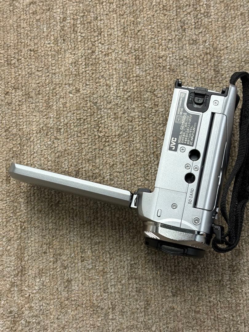 【極美品】JVC Everio GZ-HM320-S コンパクトビデオカメラ