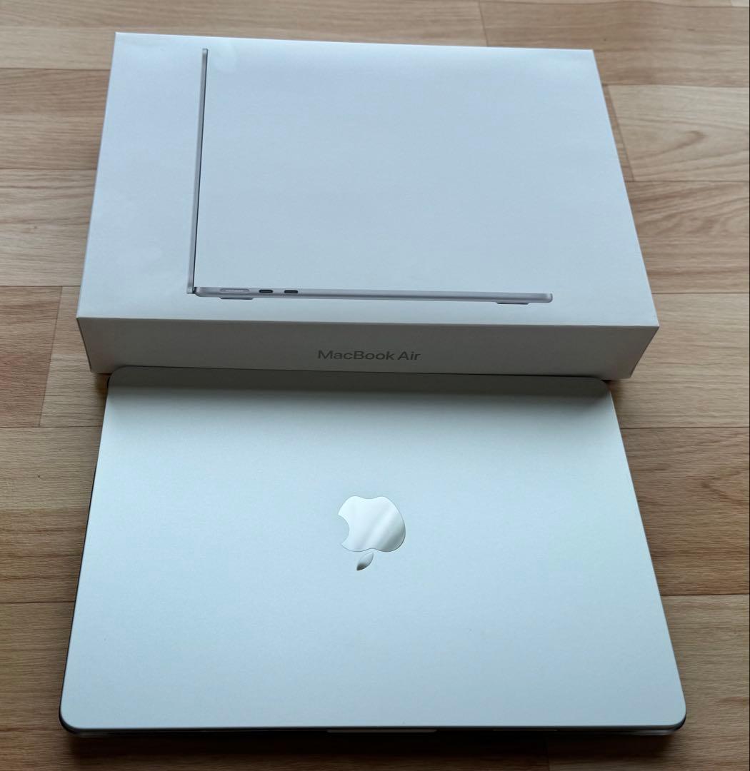 MacBook Air 13インチ M4 / メモリ16GB / SSD512G