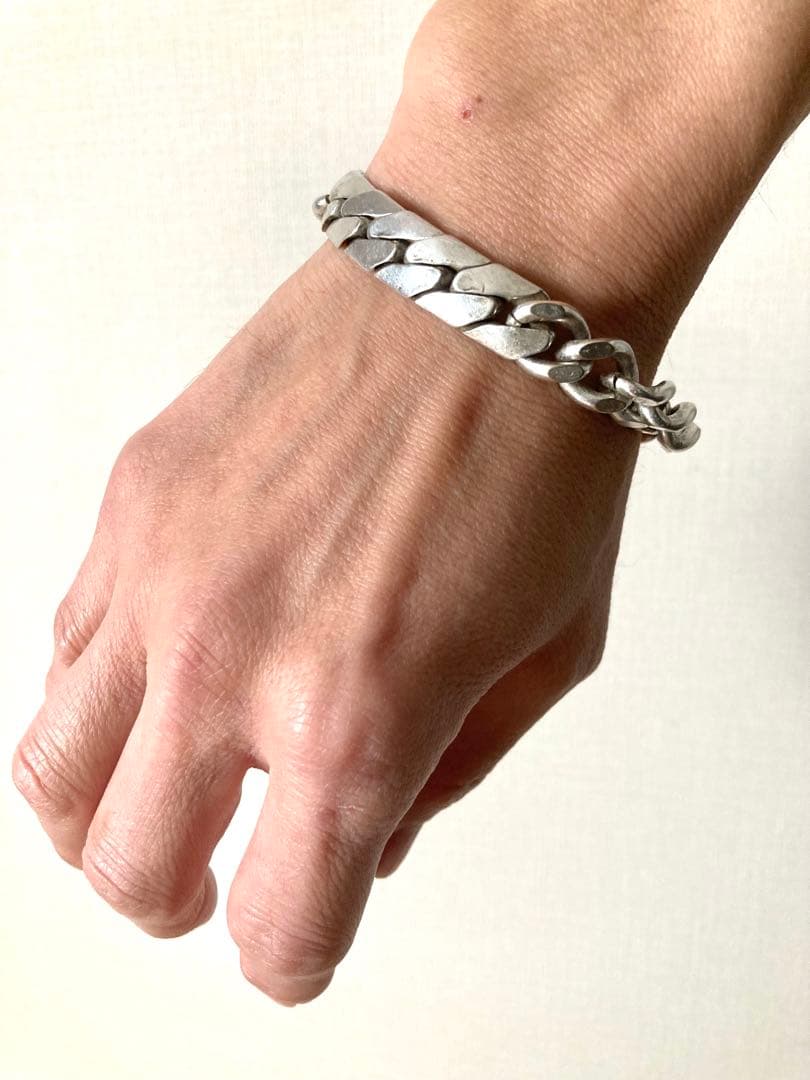 マルジェラ⑪ブレスレットジャケットコートシャツニットスウェットスニーカーバッグ