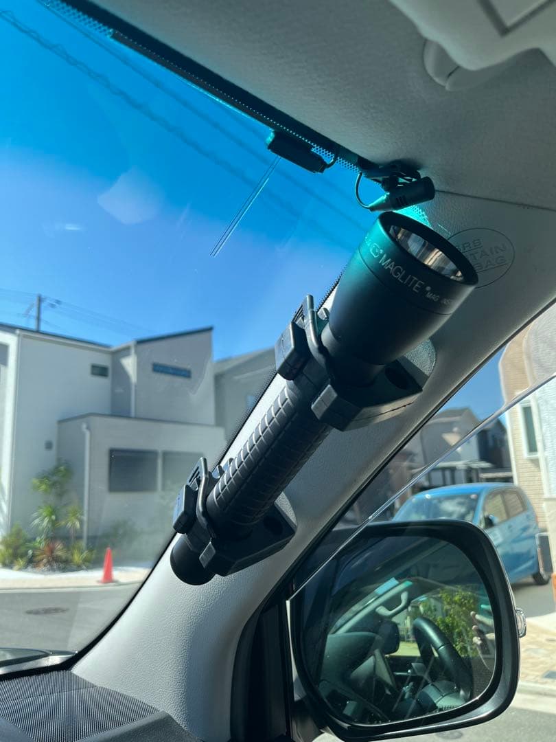 マグライトML300XLとクランプQuick Fistのセット　プラド　他