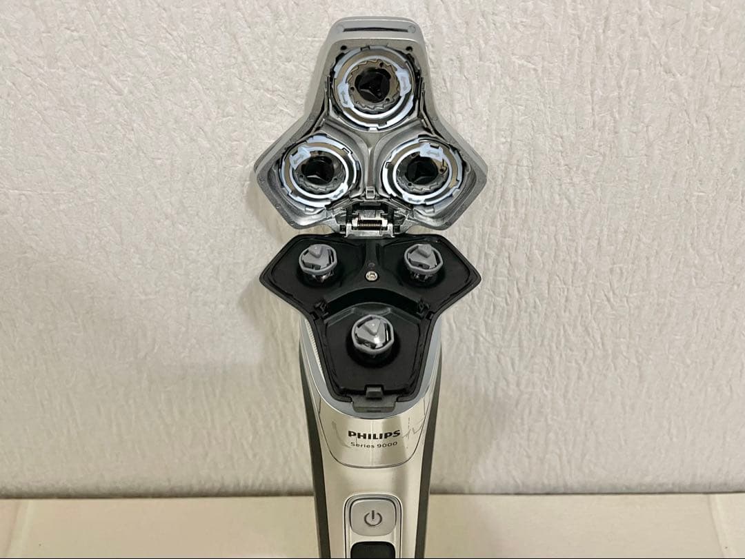 【フィリップス】9000Series ウェット&ドライ電動シェーバー S9985
