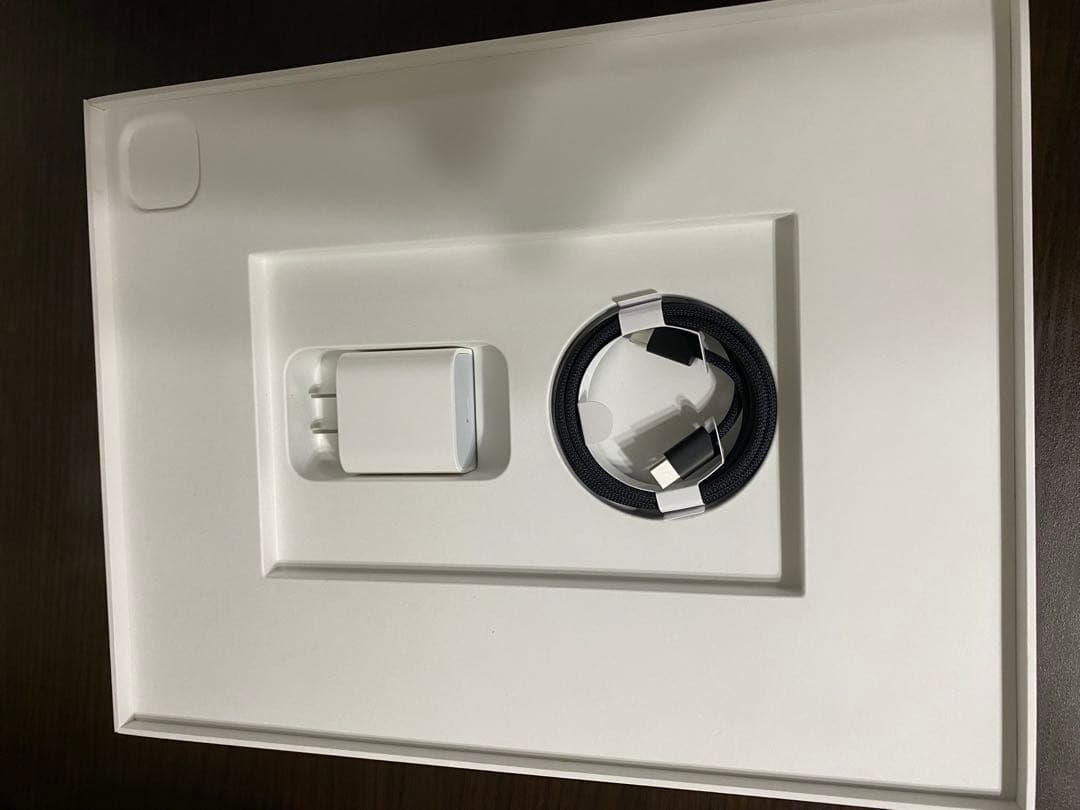 『美品』iPad Pro M4 13インチ 512GB +Cellular