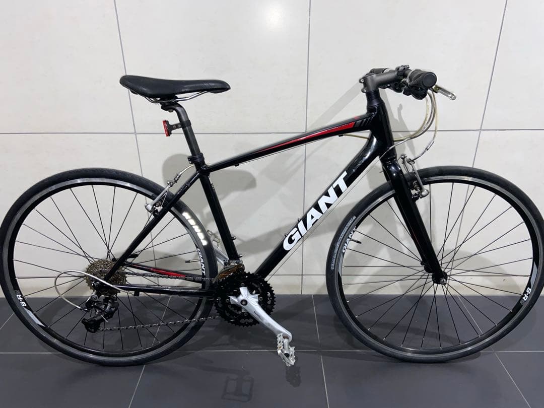 GIANT ESCAPE RX3クロスバイク　ジャイアント　エスケープ自転車r3