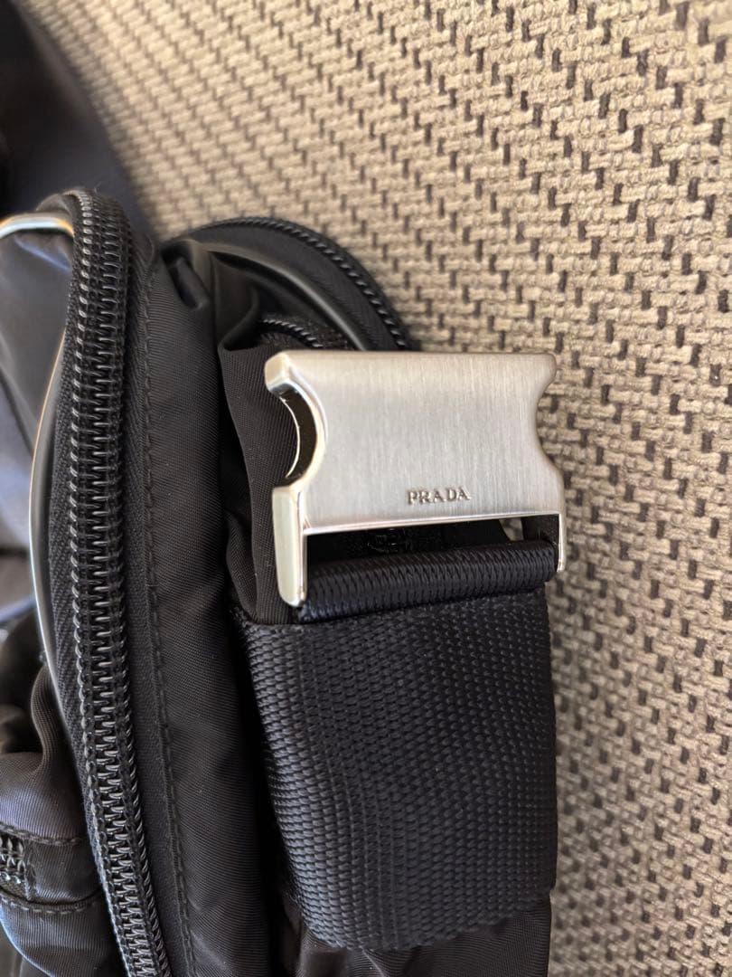 PRADA ブラック ボストンバッグ　ビジネスバッグ