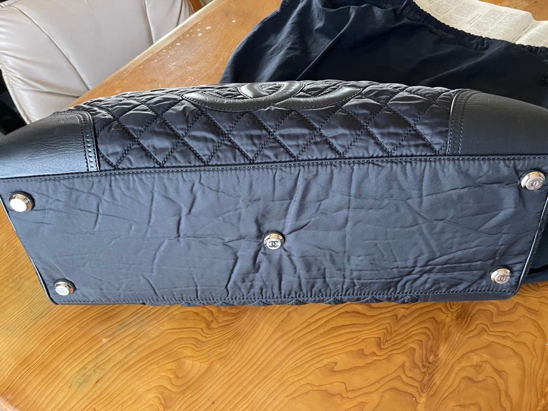 シャネル ボストンバッグ　パリ ニューヨークライン ブラック