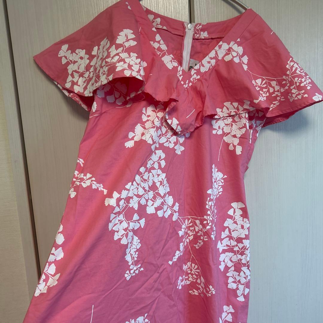 【入手困難！】ナケウアヴァイ　 ピンクワンピース