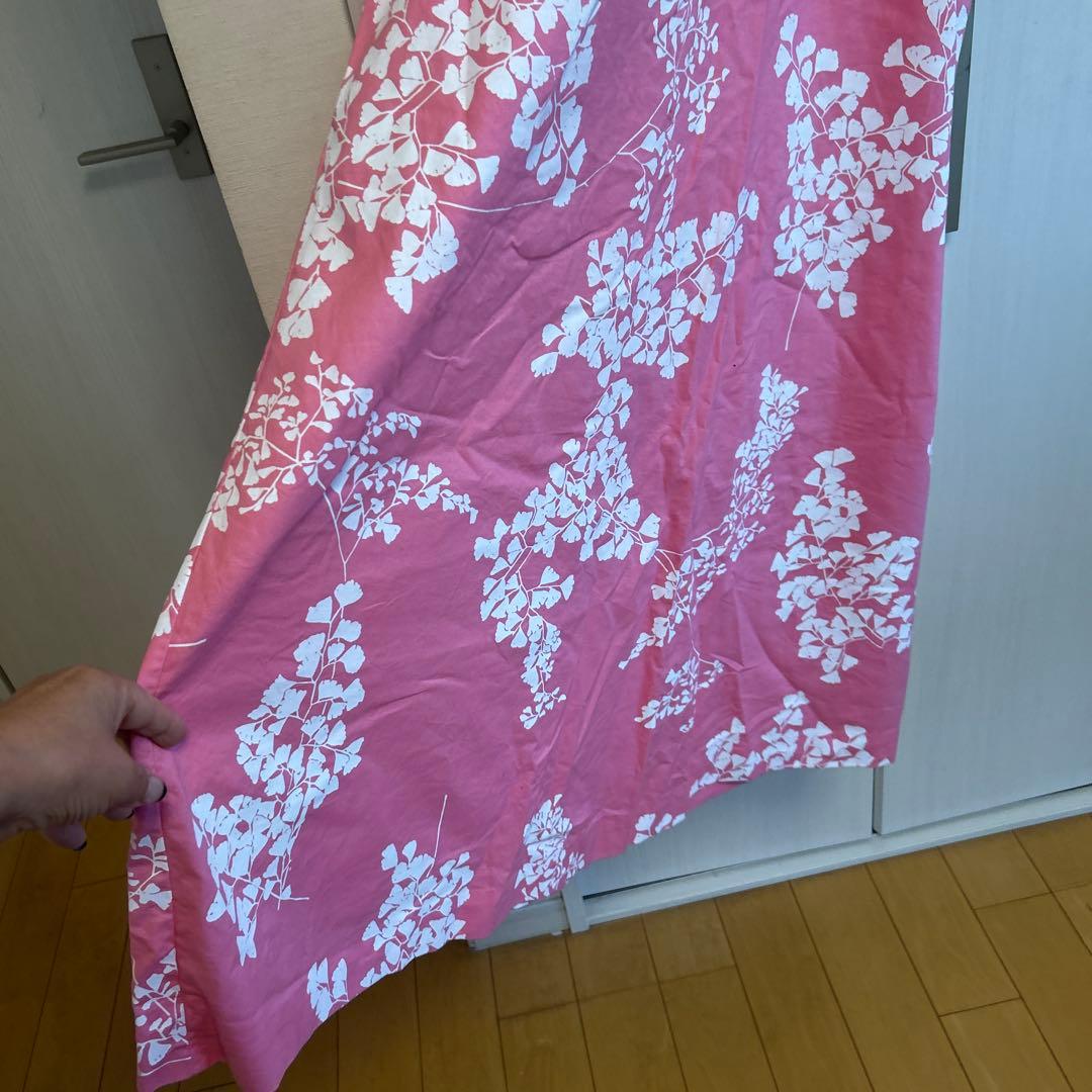 【入手困難！】ナケウアヴァイ　 ピンクワンピース