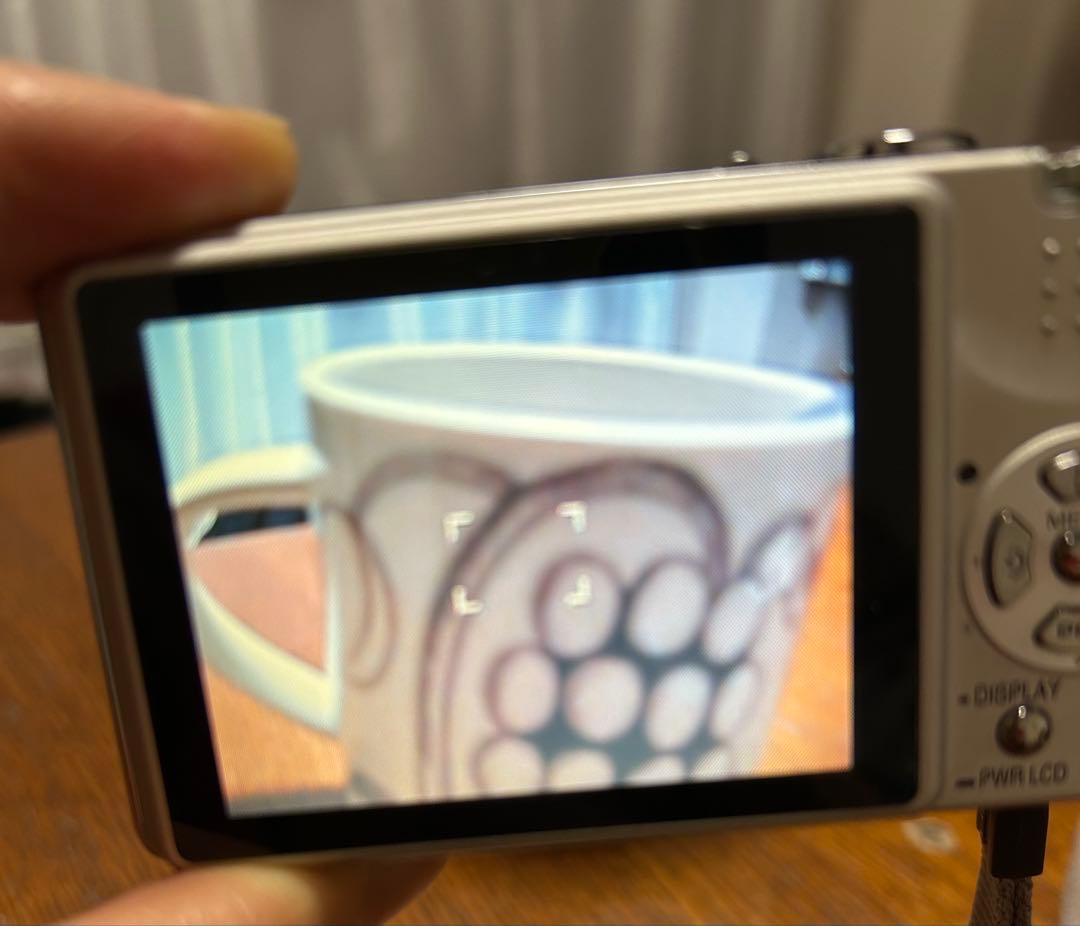 Panasonic LUMIX DMC-FX7 シルバー コンパクトデジカメ