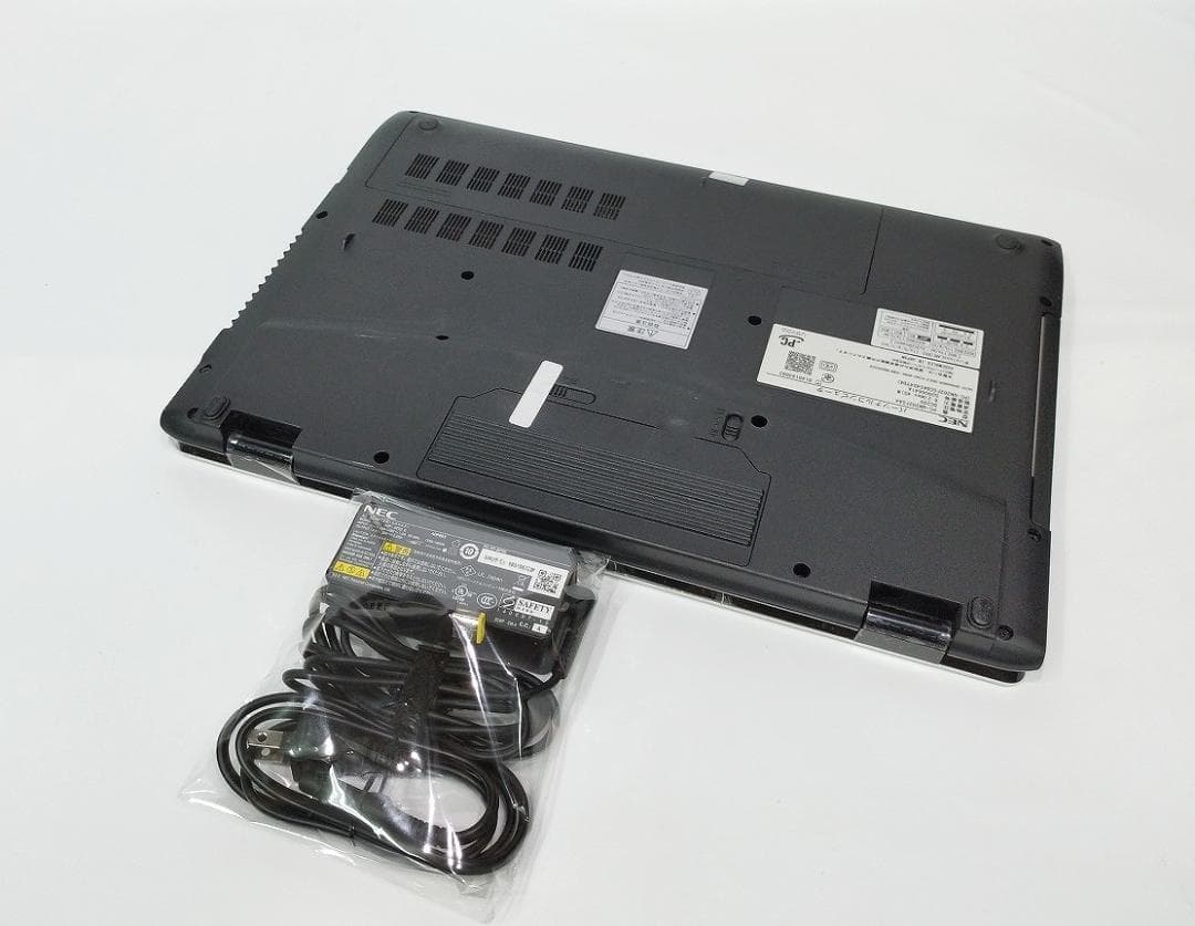 15.6液晶 NEC PC-GN202FSA4 I3 8GB SSD DVD