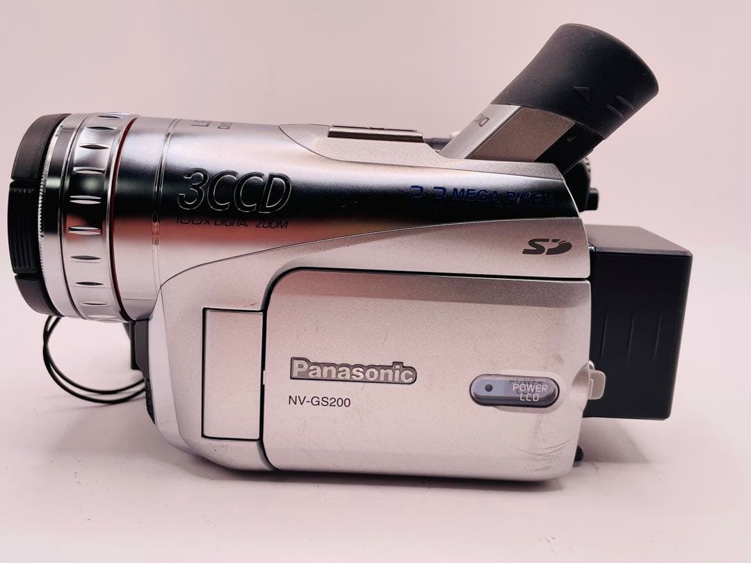ビデオカメラ Panasonic NV-GS200