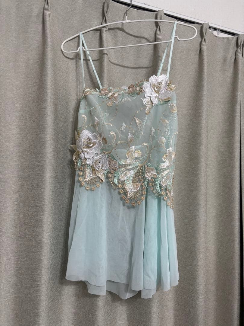 サルート キャミソール 花刺繍