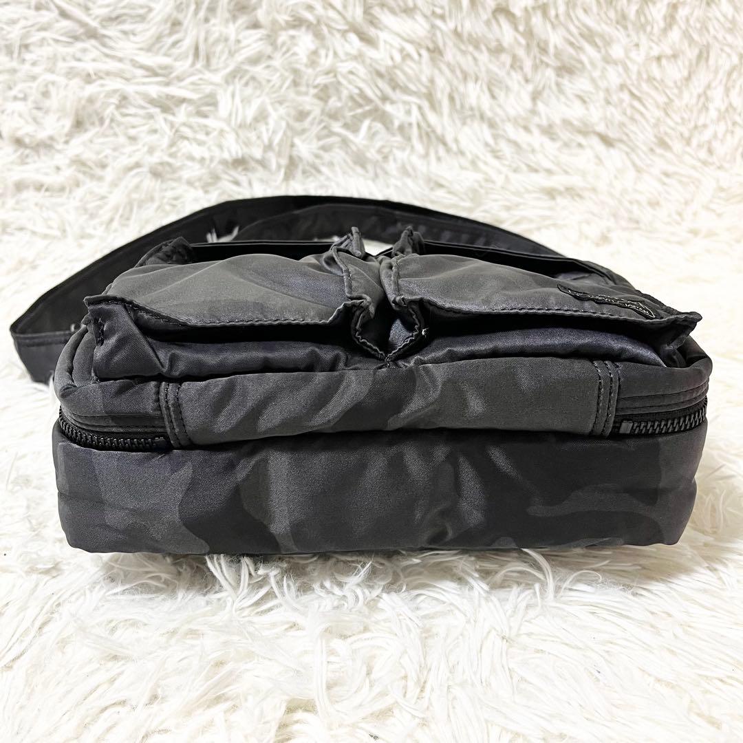 ✨極美品✨ポーター タンカー 30周年限定 ショルダーバッグ２層 迷彩