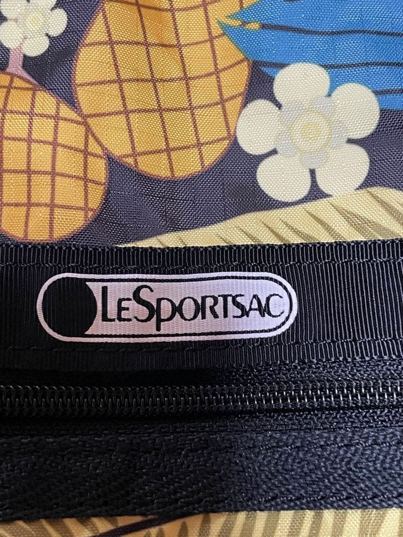 【美品】レスポートサック　ハワイ限定ワヒネフラ柄　ラージウィークエンダー