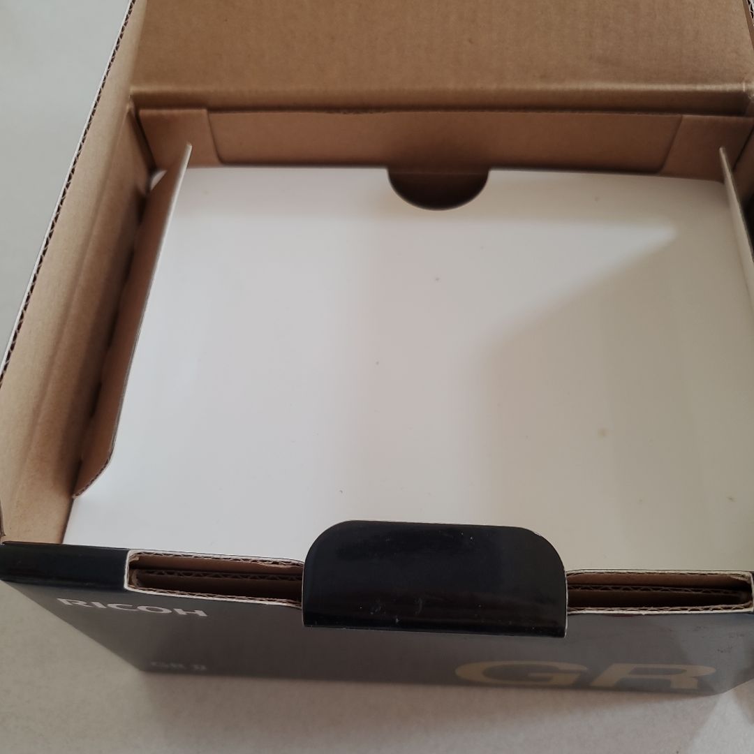 J*！様 【ジャンク品】RICOH GR II コンパクトデジタルカメラ　リコー