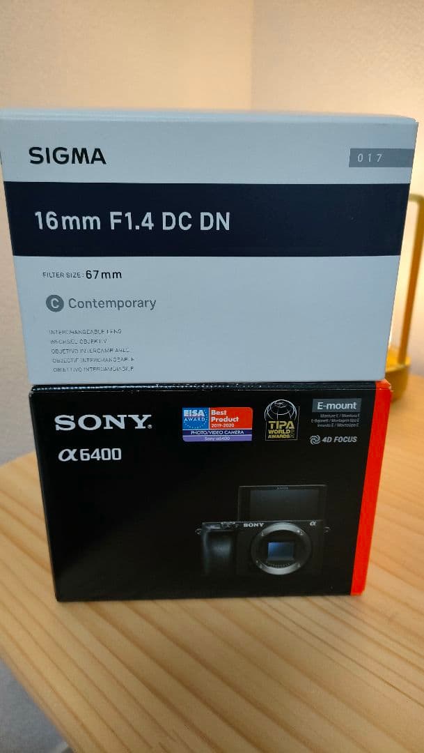 SIGMA 16mm F1.4 DC DN & SONY α6400