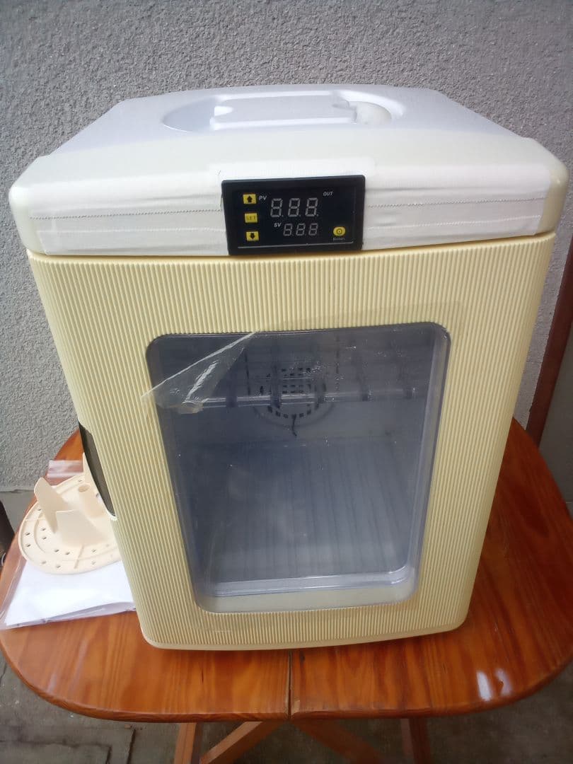 ポータブル冷温庫25リットル（修理改造）保温保冷切替　　ボウリングボール油抜きも