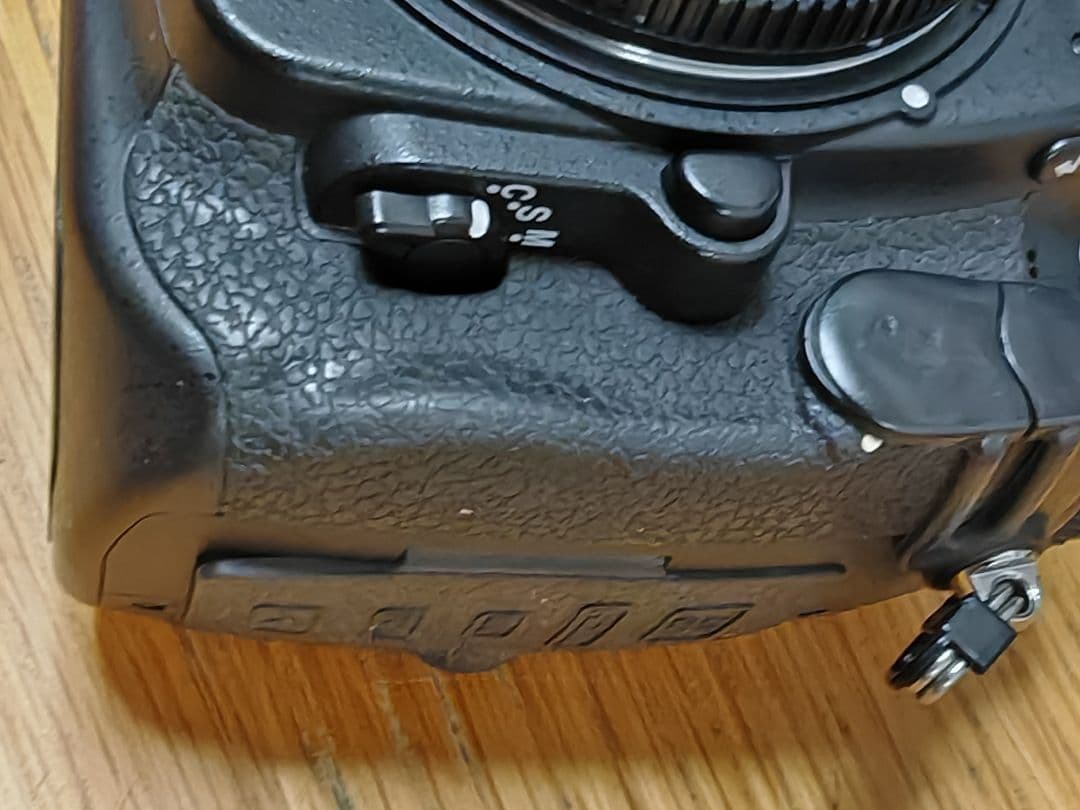 Nikon D300s グリップ付き