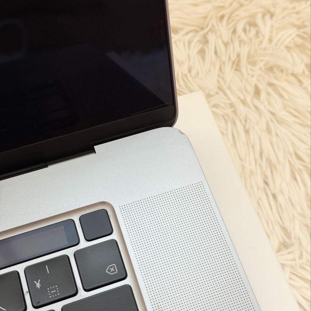 MacBook Pro 16インチ 2019 / i9 / 16GB /1TB