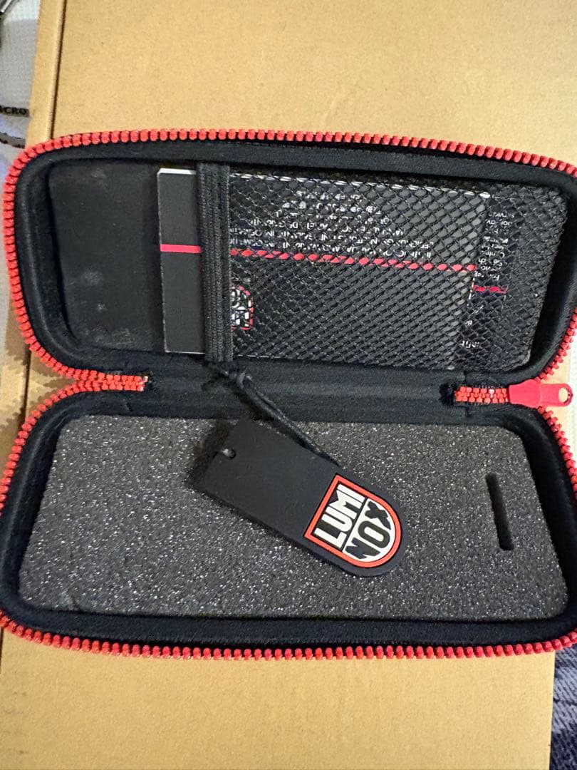 Luminox ルミノックス イエロー　ブラック