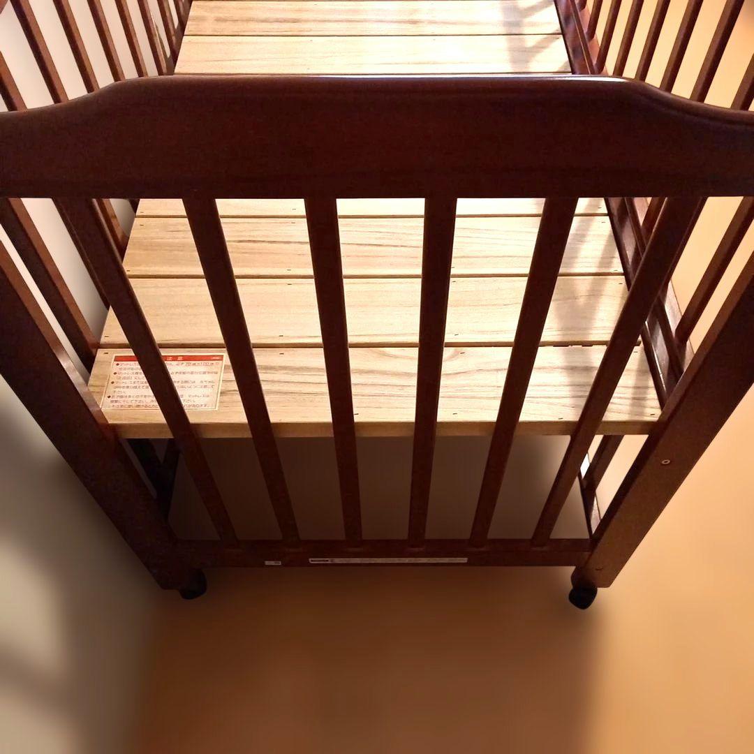 【送料込み匿名配送】KATOJIカトージ 木製ベビーベッド ブラウン 標準サイズ