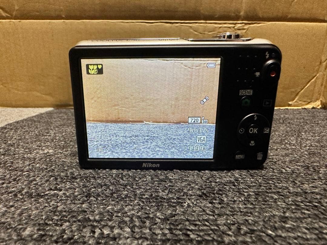 Nikon COOLPIX L30 乾電池式 デジカメ 動作確認OK