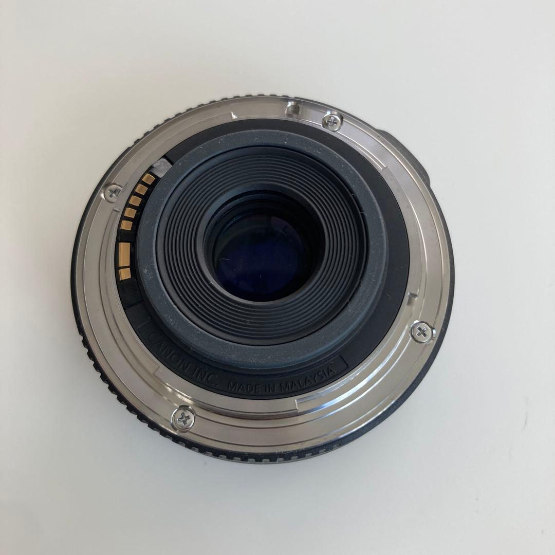 Canon EF-S 24mm f/2.8 STM レンズ