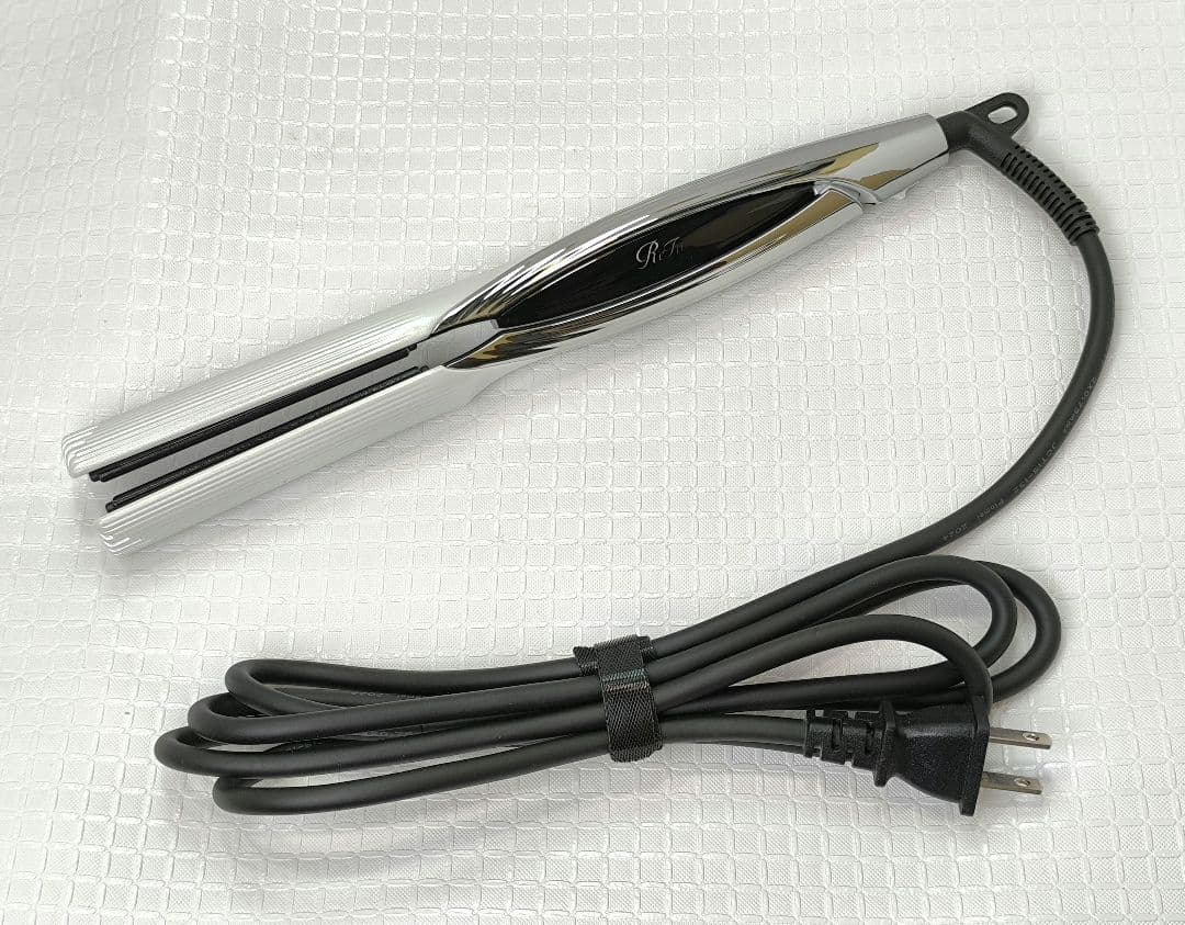 正規品　ReFaリファ ビューテック ストレートアイロン　22年製