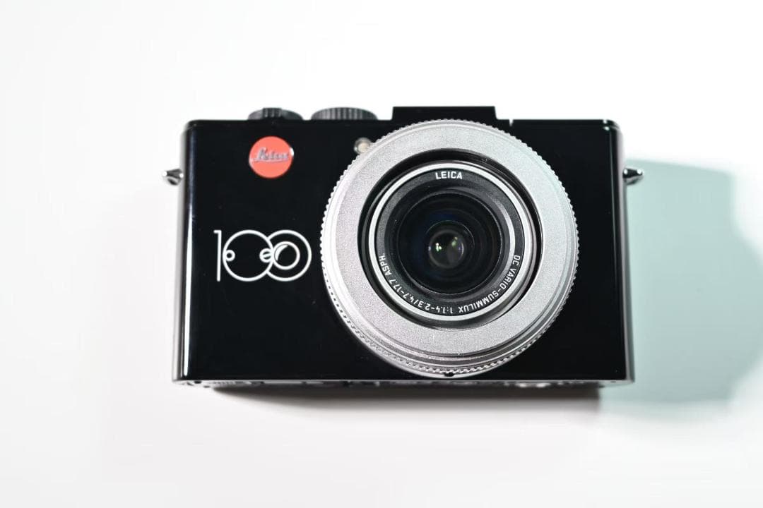 【美品】D-LUX 6 100周年　デジタルカメラ シルバー　ライカ Leica